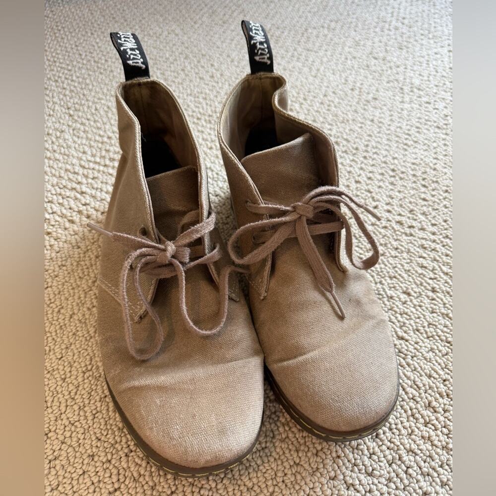 Dr. Marten's Henrie Chukka Boots Canvas Men's Size 9 Women 10 Tan Beige Lace Up